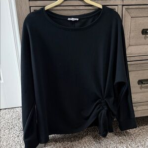 Westbound Black Knot-Side Long Sleeve Top